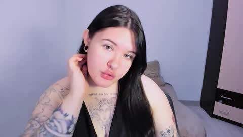 Dina online show from November 16, 9:32 am