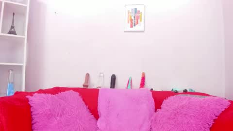 hiyakasudere_ online show from September 18, 8:40 pm