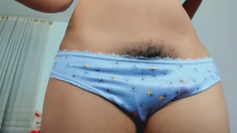 holly... online show from February 24, 3:31 pm