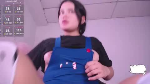 holly_16 online show from February 4, 6:49 pm