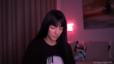 Holly Linder online show from January 30, 1:44 am