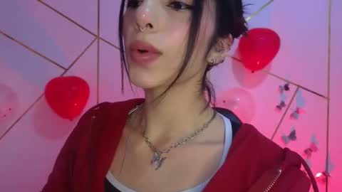 holly online show from March 26, 12:40 pm