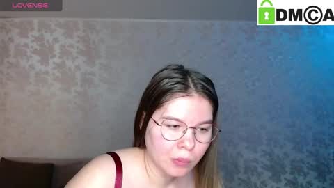 Welcome guys  Pleasure to see you all here  My name is MichaelaTip menu is active Private is open  online show from January 16, 2:51 am