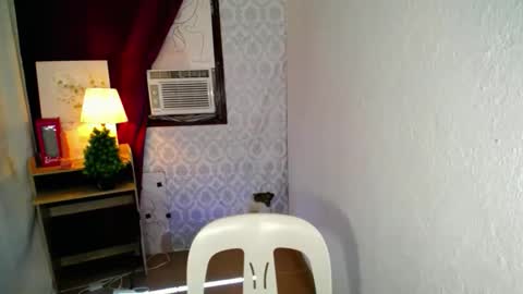 holy_samyx online show from September 13, 9:01 pm