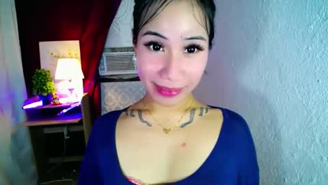 holy_samyx online show from September 27, 7:04 am