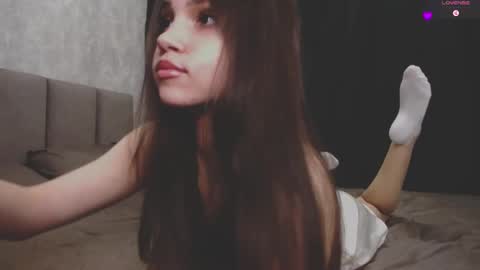 holysinner83 online show from November 15, 2:40 pm