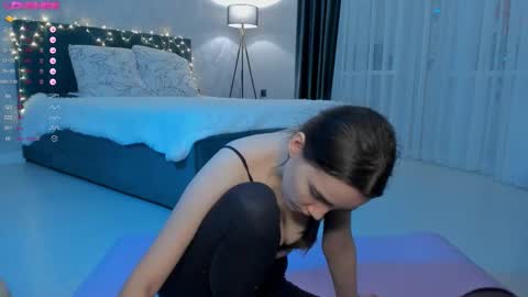 Chantal online show from October 30, 5:14 pm