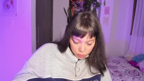 Lau online show from December 17, 3:06 am