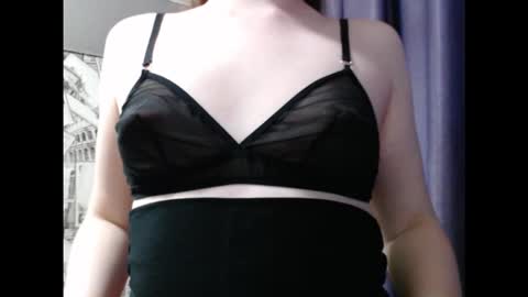 Lina online show from September 30, 3:06 pm