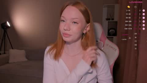 honeyautumn online show from January 12, 11:43 pm