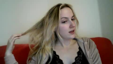 honeyblakex online show from August 3, 6:39 am