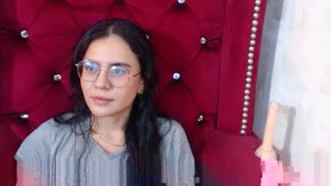 Emily online show from December 18, 6:56 pm