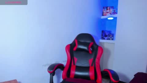 HONEY LUXE online show from April 11, 5:13 am