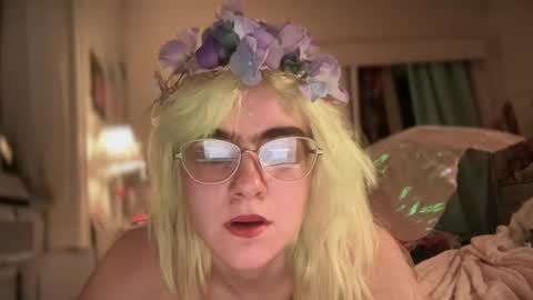 Emi Rose online show from September 22, 6:23 am