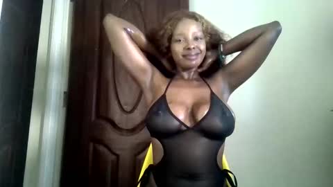 horny_kourtney online show from March 12, 4:04 am