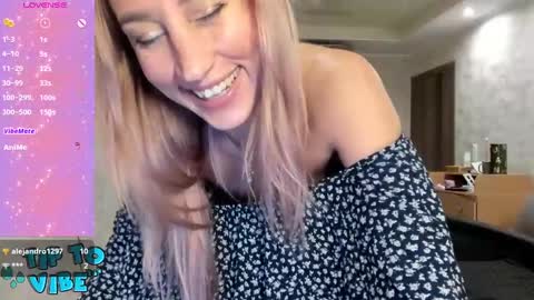 Tasha online show from December 2, 3:12 pm