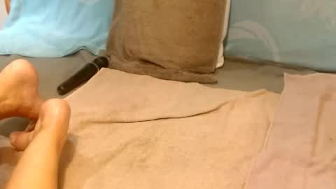 hornywife49 online show from June 3, 10:16 am
