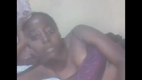 hornygal001 online show from February 4, 2:39 am