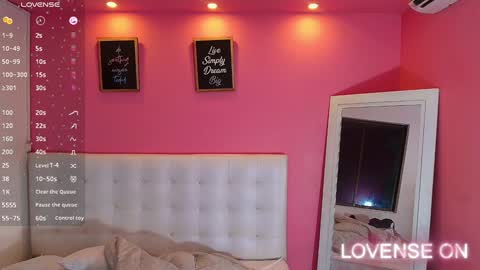 Valentina  online show from January 12, 12:01 pm