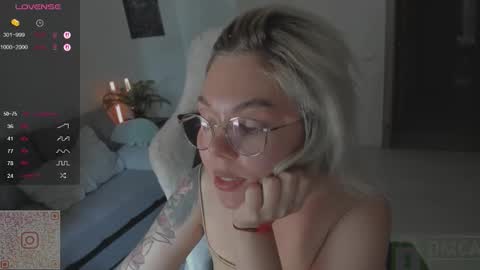   online show from September 13, 10:45 am