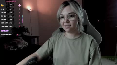   online show from October 10, 10:36 pm