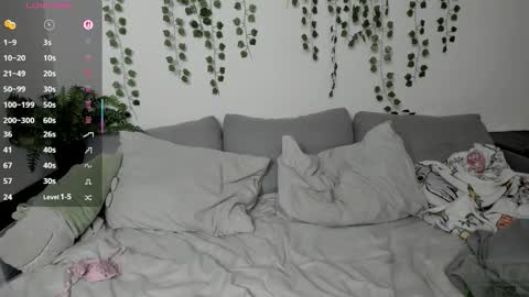   online show from September 30, 6:46 pm