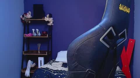 hot chocolate 4u online show from March 11, 11:33 am