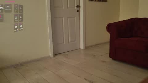 Aly online show from February 6, 8:39 am