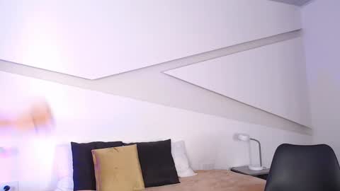 Alana online show from February 25, 9:04 pm