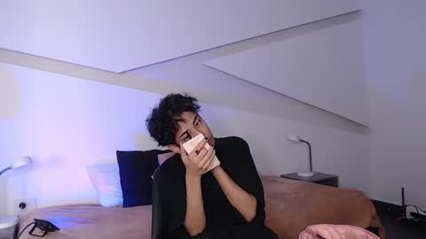 Alana online show from March 6, 8:37 pm