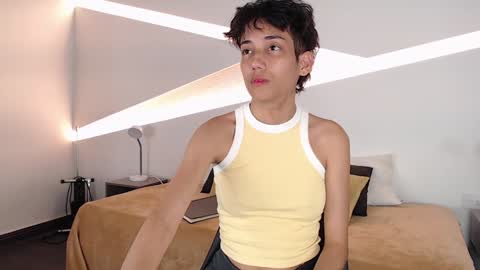 Alana online show from February 4, 9:20 pm