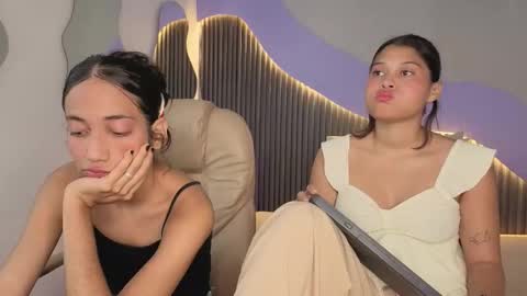 Alana online show from March 8, 9:51 pm