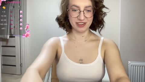 Lina online show from March 11, 3:47 am