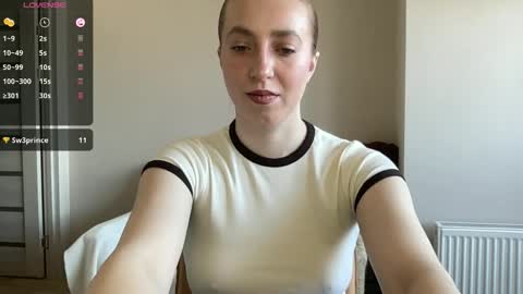 Lina online show from March 25, 8:39 am