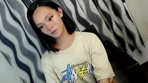 SWEET AGATHA online show from March 4, 3:15 pm