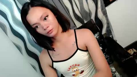 SWEET AGATHA online show from February 26, 4:52 am