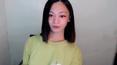 SWEET AGATHA online show from November 6, 5:08 pm