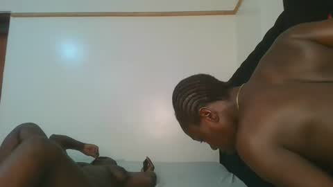 Hot petite online show from April 12, 9:23 am