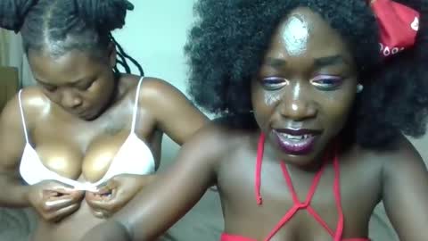 Hot petite online show from February 6, 11:41 pm