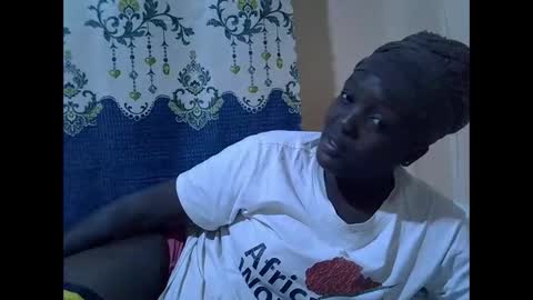 RAYLAH online show from January 10, 6:51 am