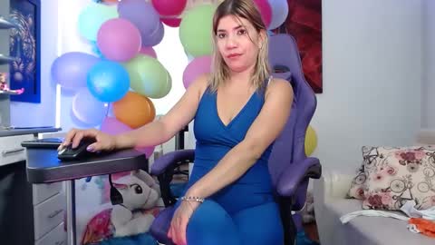 hot sexy bunny online show from September 23, 2:04 pm