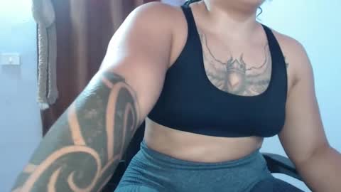 Hot and PowerHOPE U MISS ME online show from January 22, 2:26 am