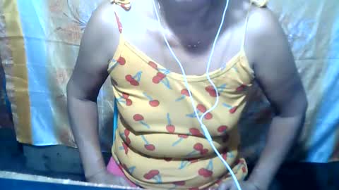 hotbetty_45 online show from October 16, 9:28 pm