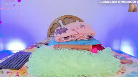 hotbrunett20041 online show from April 16, 11:51 pm