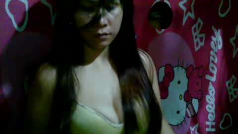 hotcupcake19 online show from July 1, 9:20 am