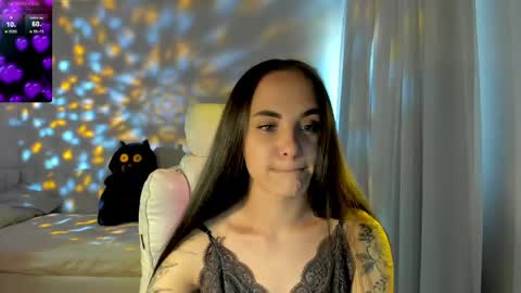 SWEET DEVILS PUSSY  online show from June 2, 2:56 am