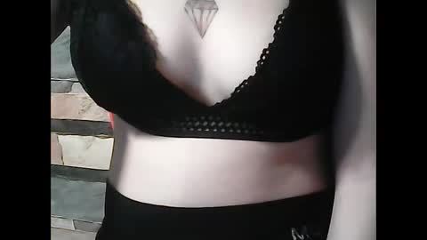 hotfuntasypinay online show from June 2, 8:32 pm