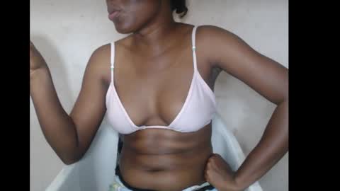 hotjessie0 online show from November 24, 8:49 am