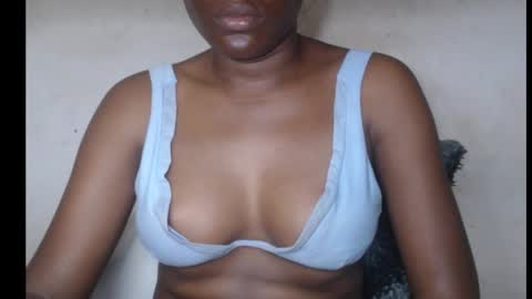 hotjessie0 online show from October 5, 9:14 am