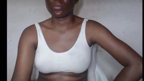 hotjessie0 online show from September 16, 8:33 am